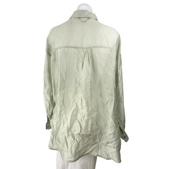 Urban Revivo Women's Sage Green Long Sleeve Collared Button Down Shirt Top Sz 4 - Picture 2 of 4